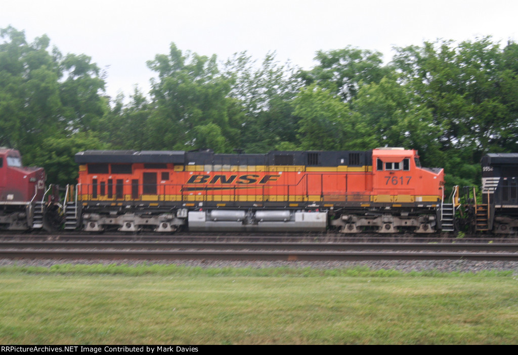 BNSF 7617